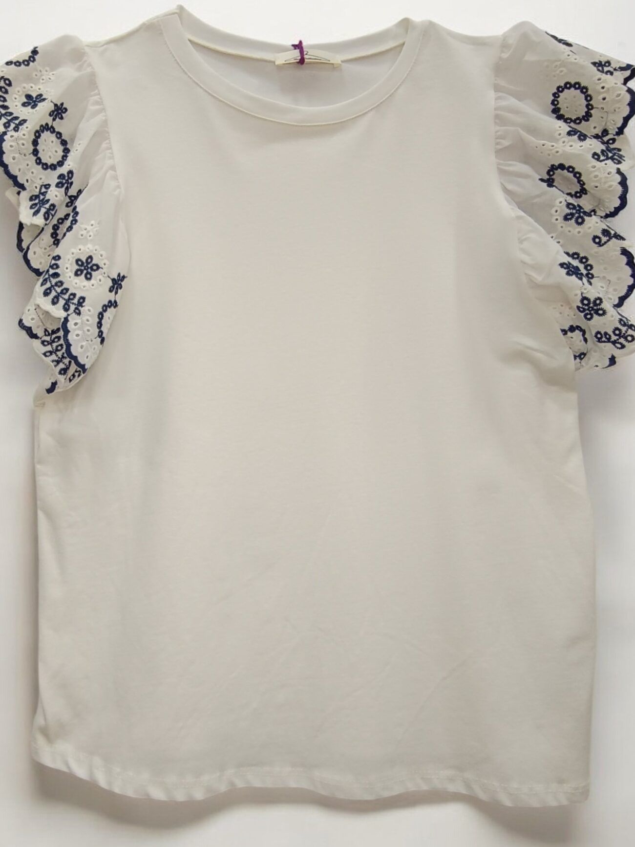Camiseta algodón mujer blanca con mangas bordadas