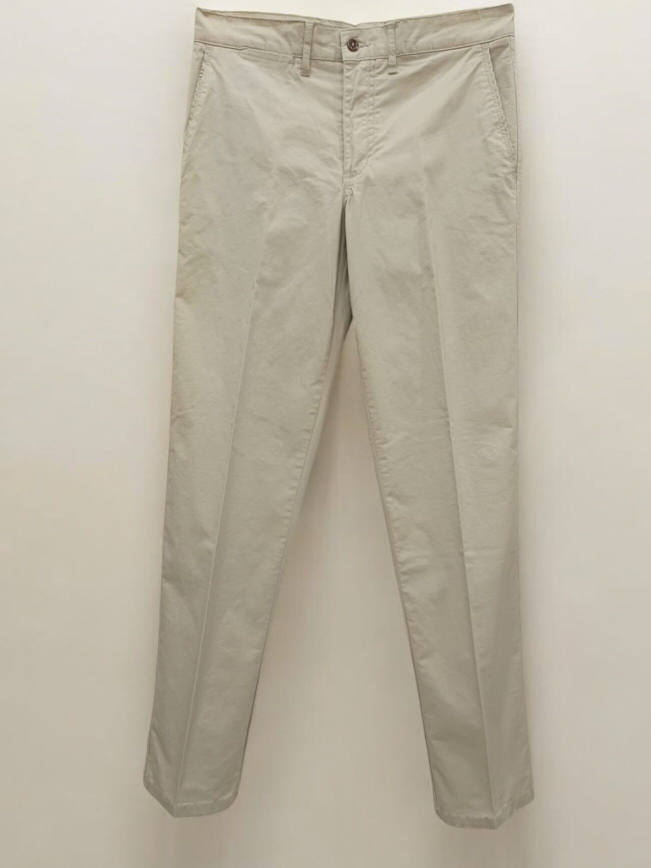 Pantalón chino style LCDN beige