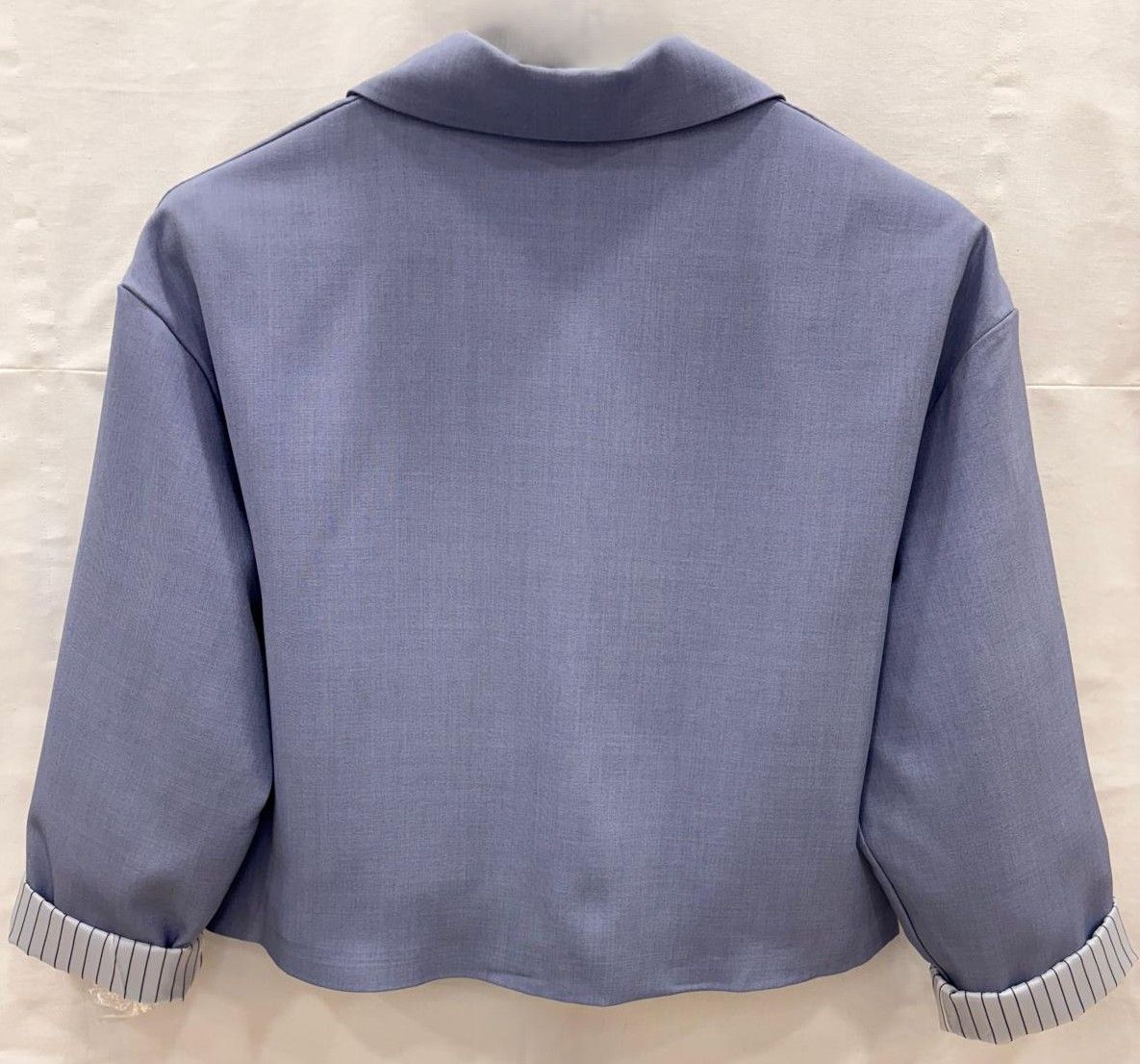 Chaqueta abotonada corte recto con bolsillos mujer - Imagen 2
