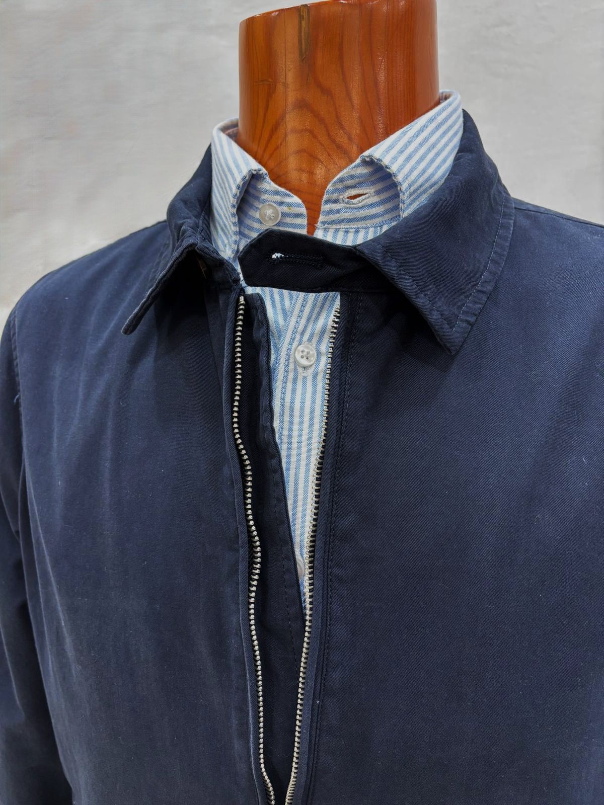 Chaqueta de algodón con cremallera azul marino para hombre - Imagen 3