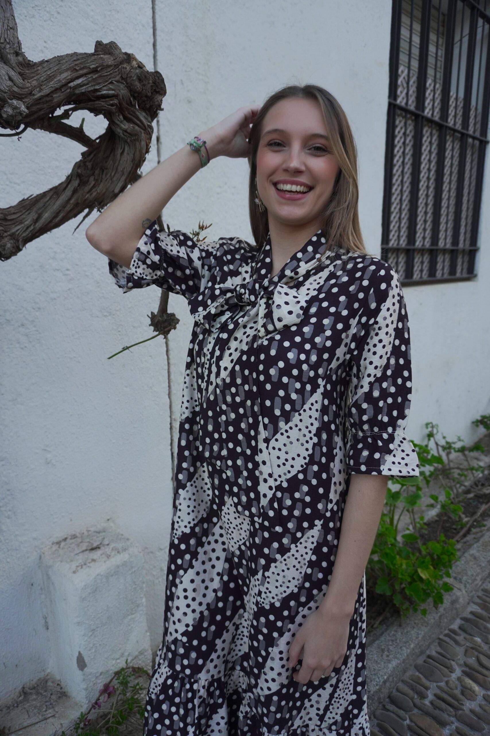 Vestido midi de lunares cuello lazo mujer - Imagen 6