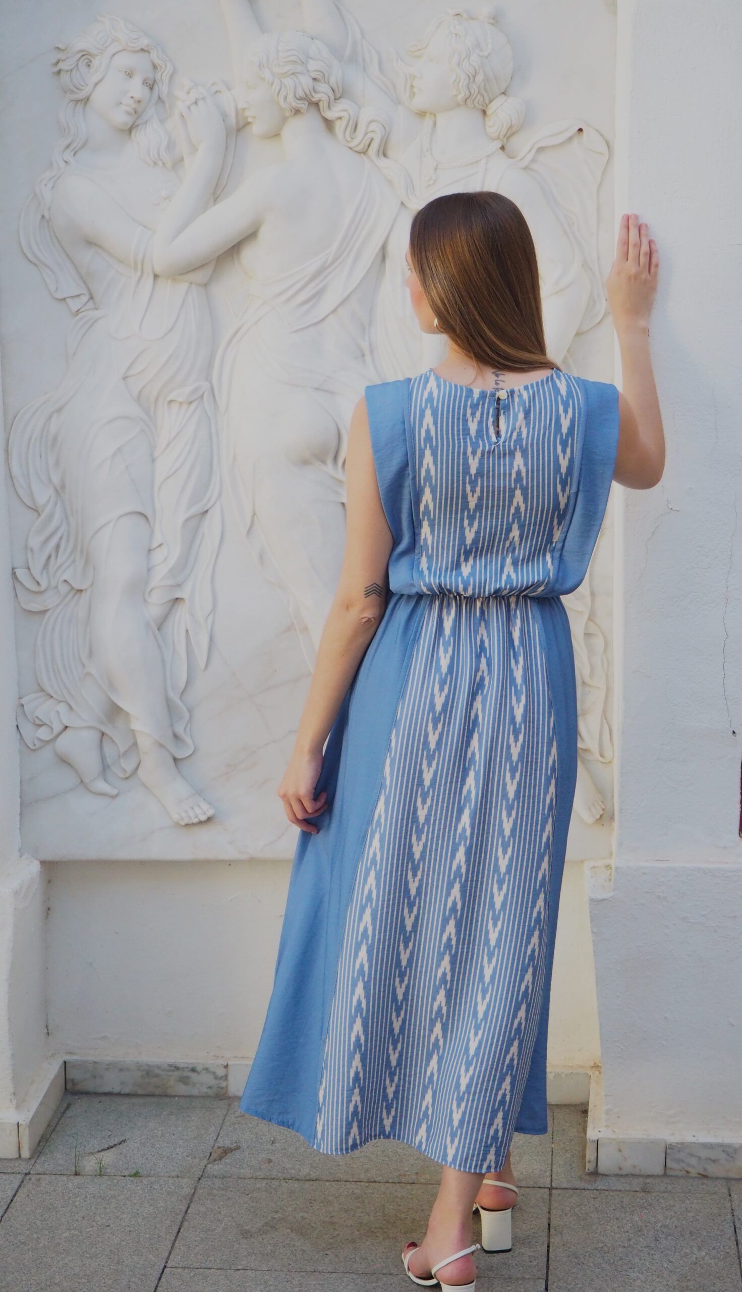 Vestido midi mujer corte entallado - Imagen 5