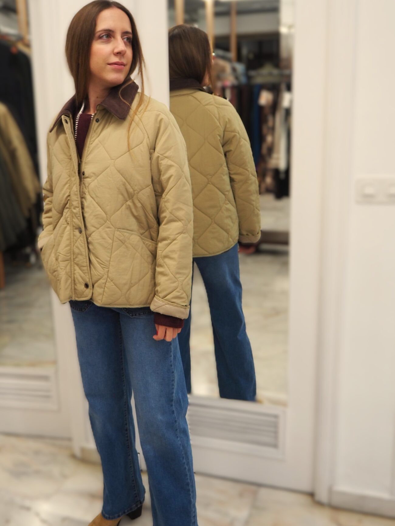 Chaqueta acolchada cuello pana mujer