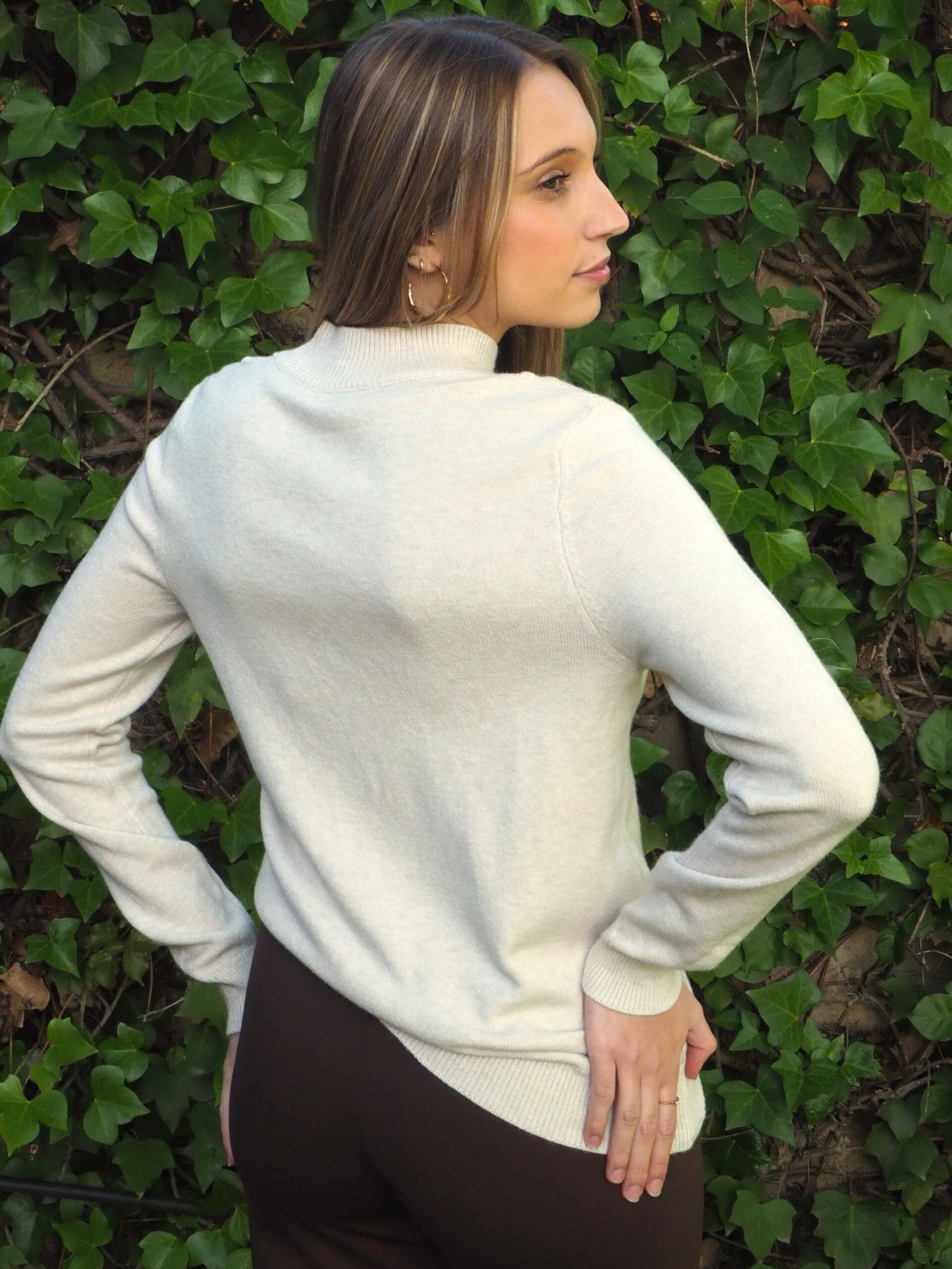 Jersey cuello perkins puntilla en pico mujer - Imagen 4