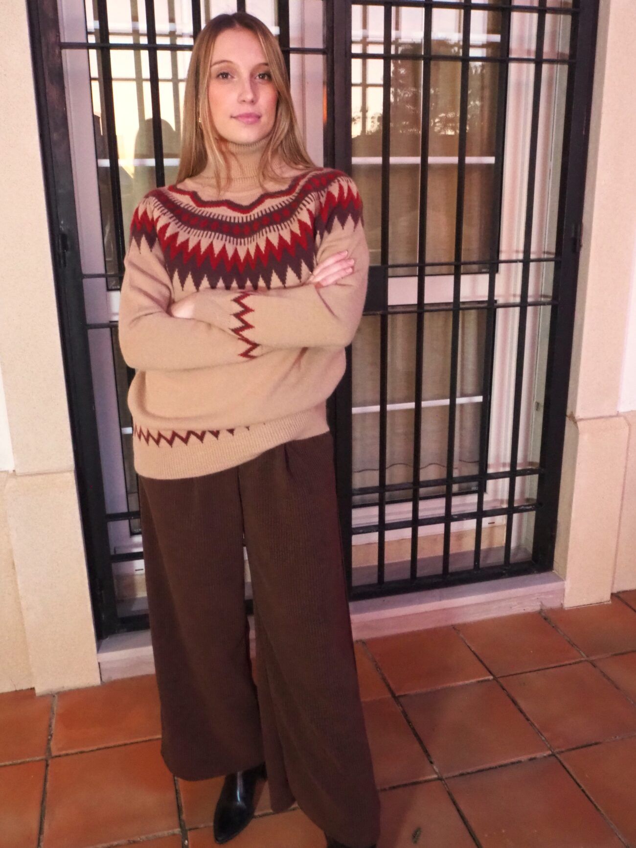 Jersey jacquard de cuello vuelto para mujer