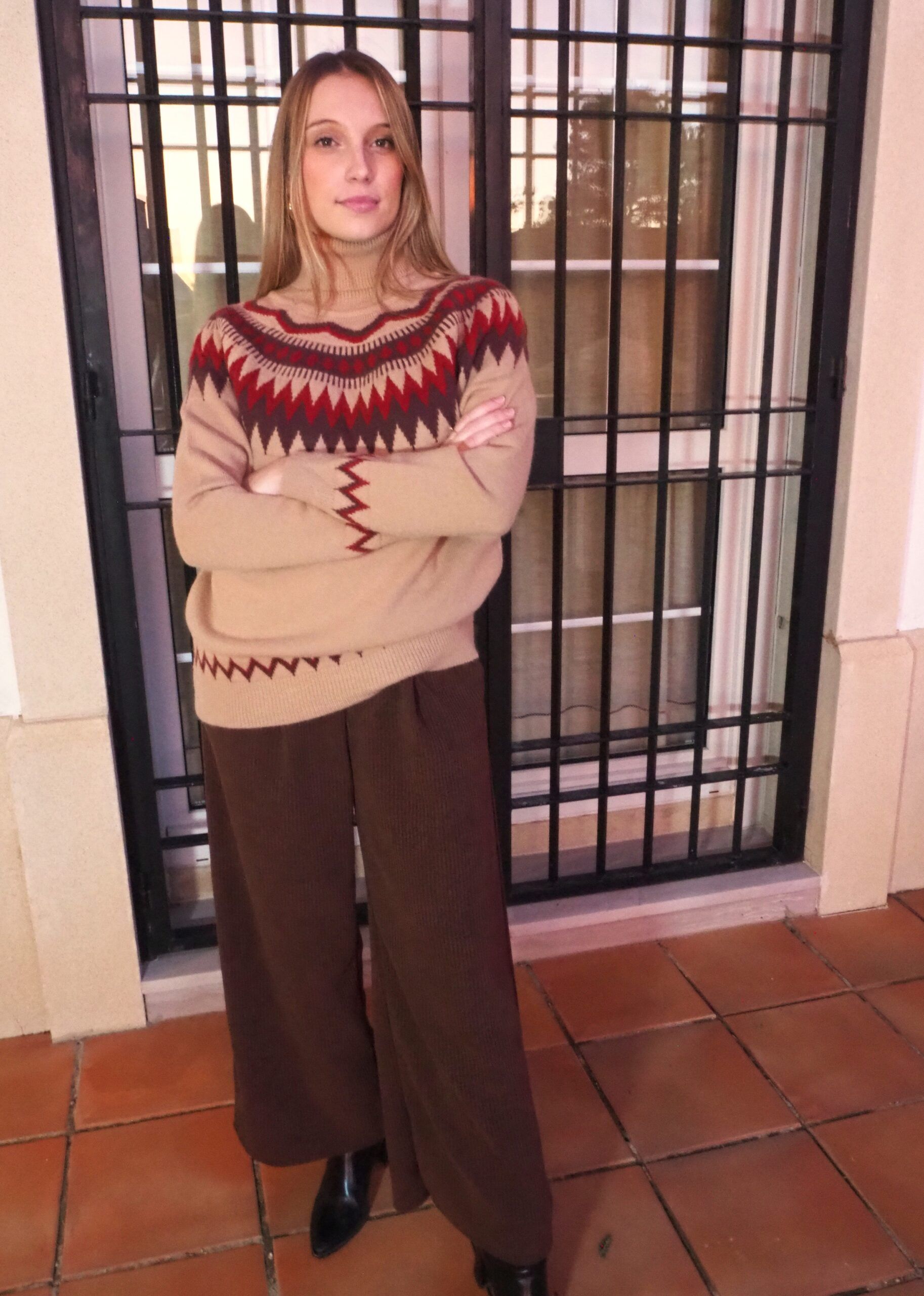 Jersey jacquard de cuello vuelto para mujer