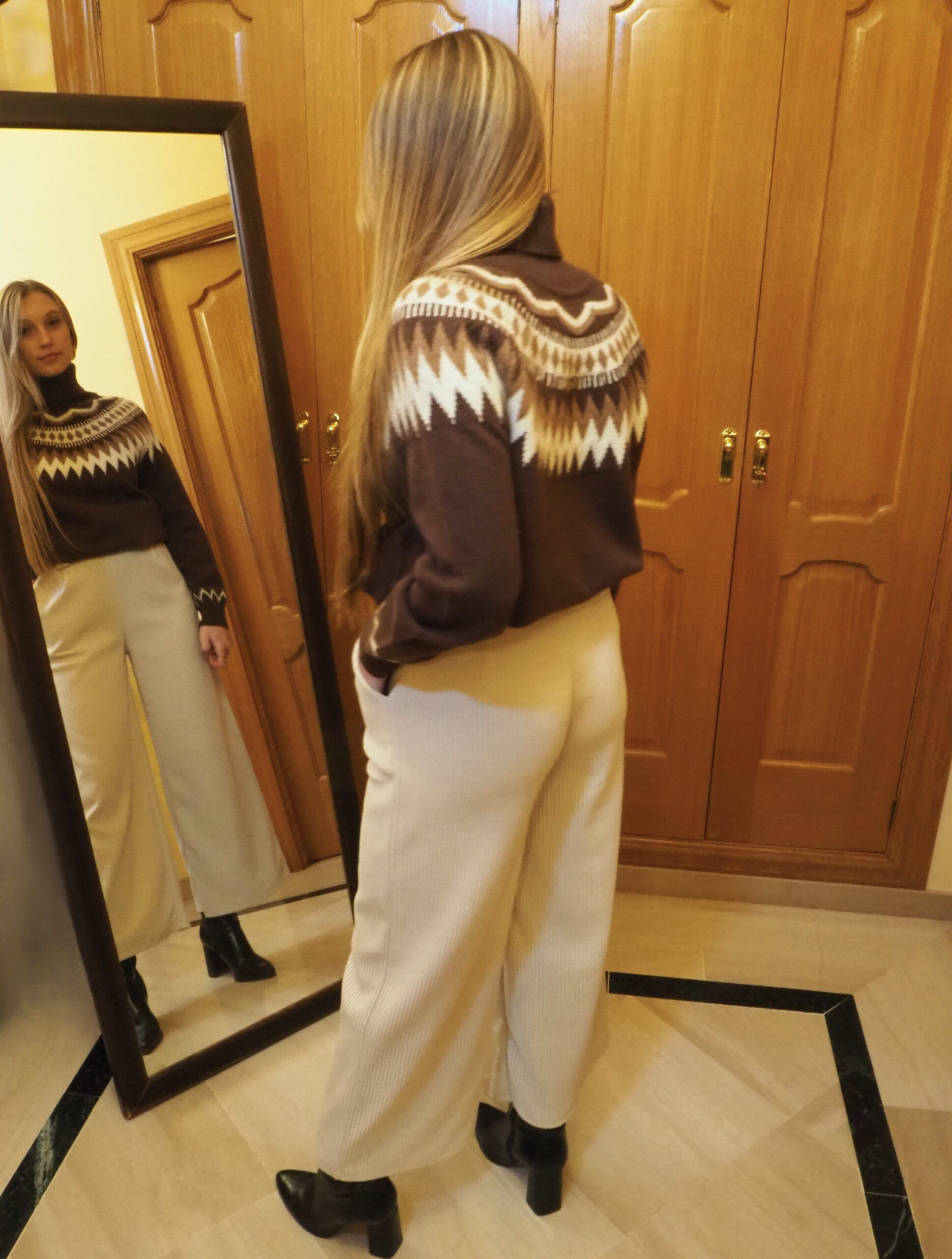 Jersey jacquard de cuello vuelto para mujer - Imagen 7