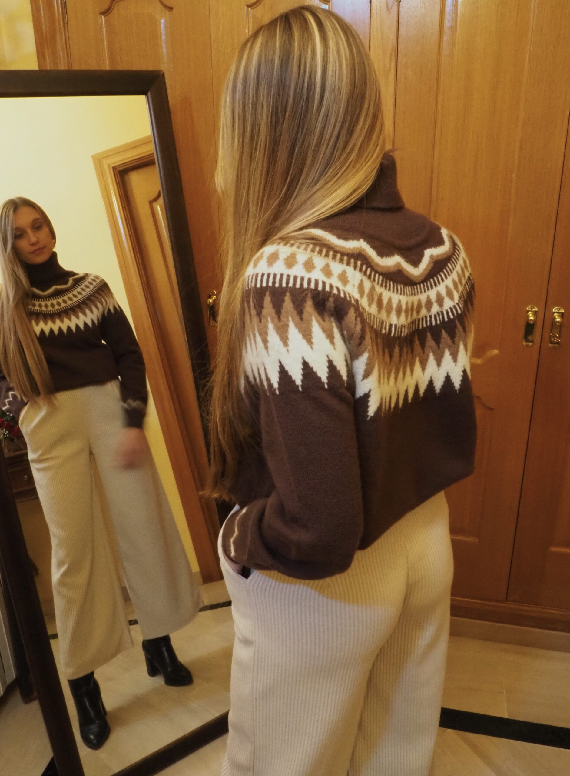 Jersey jacquard de cuello vuelto para mujer - Imagen 6