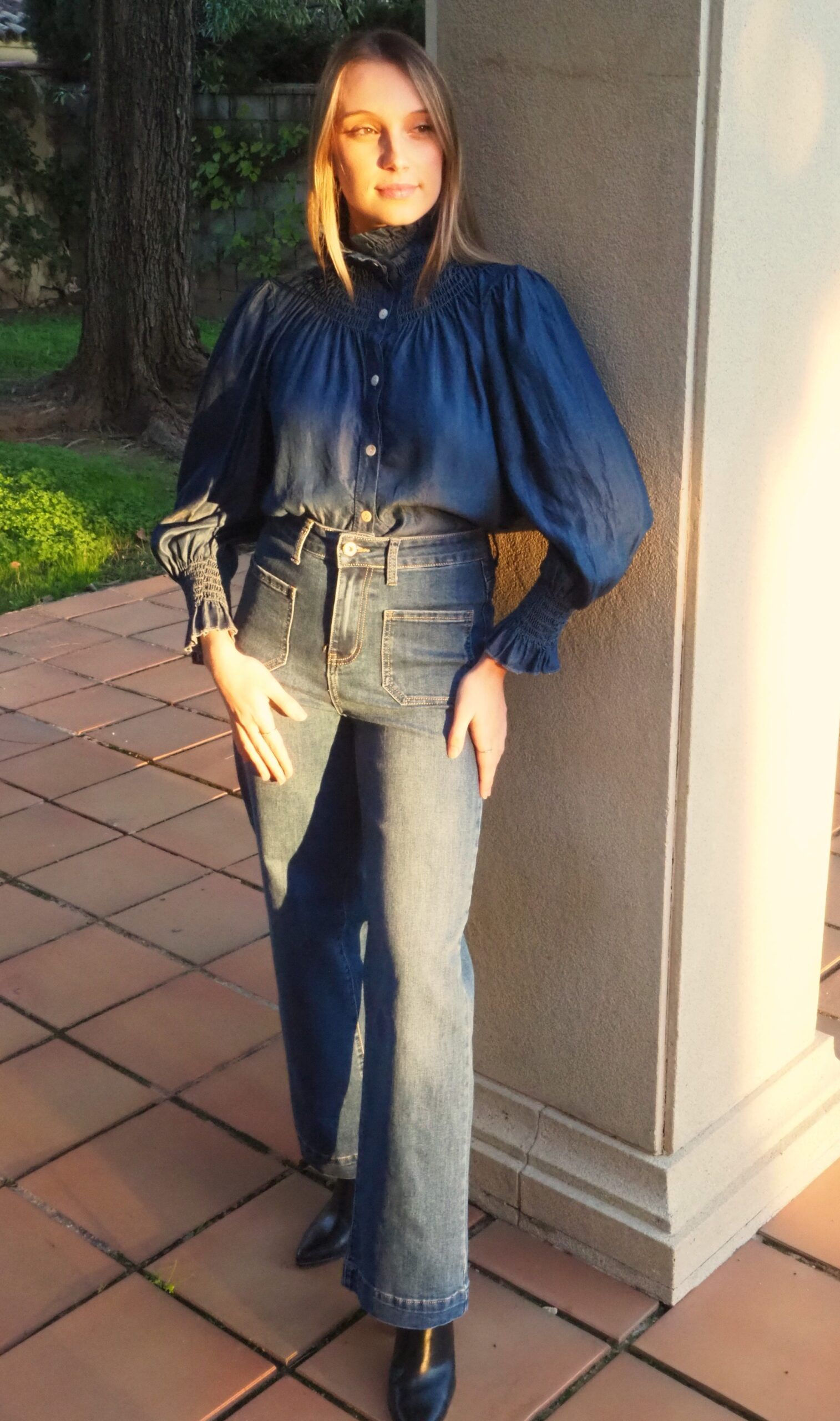 Blusa vaquera cuello alzado y manga abullonada mujer - Imagen 3
