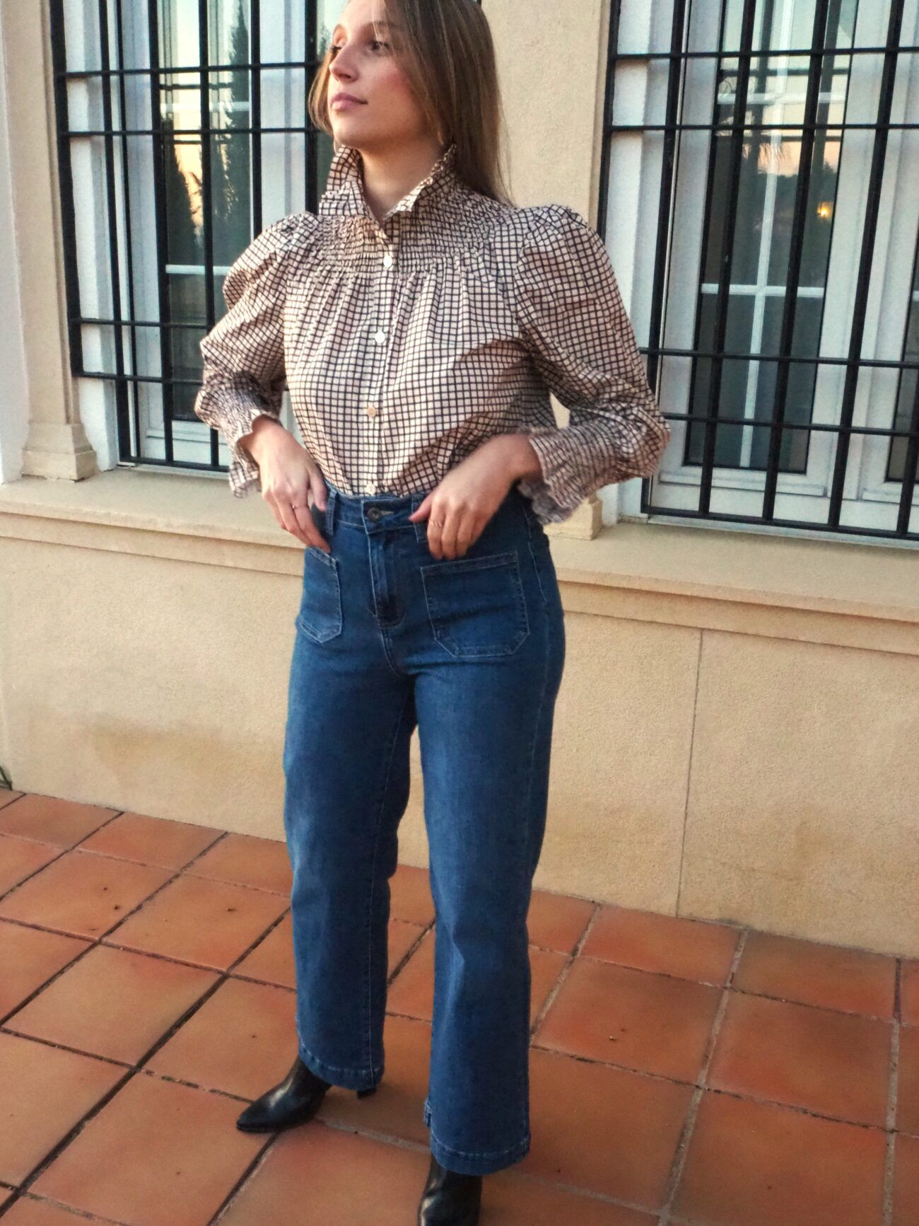 Pantalón vaquero elástico recto de tiro de alto
