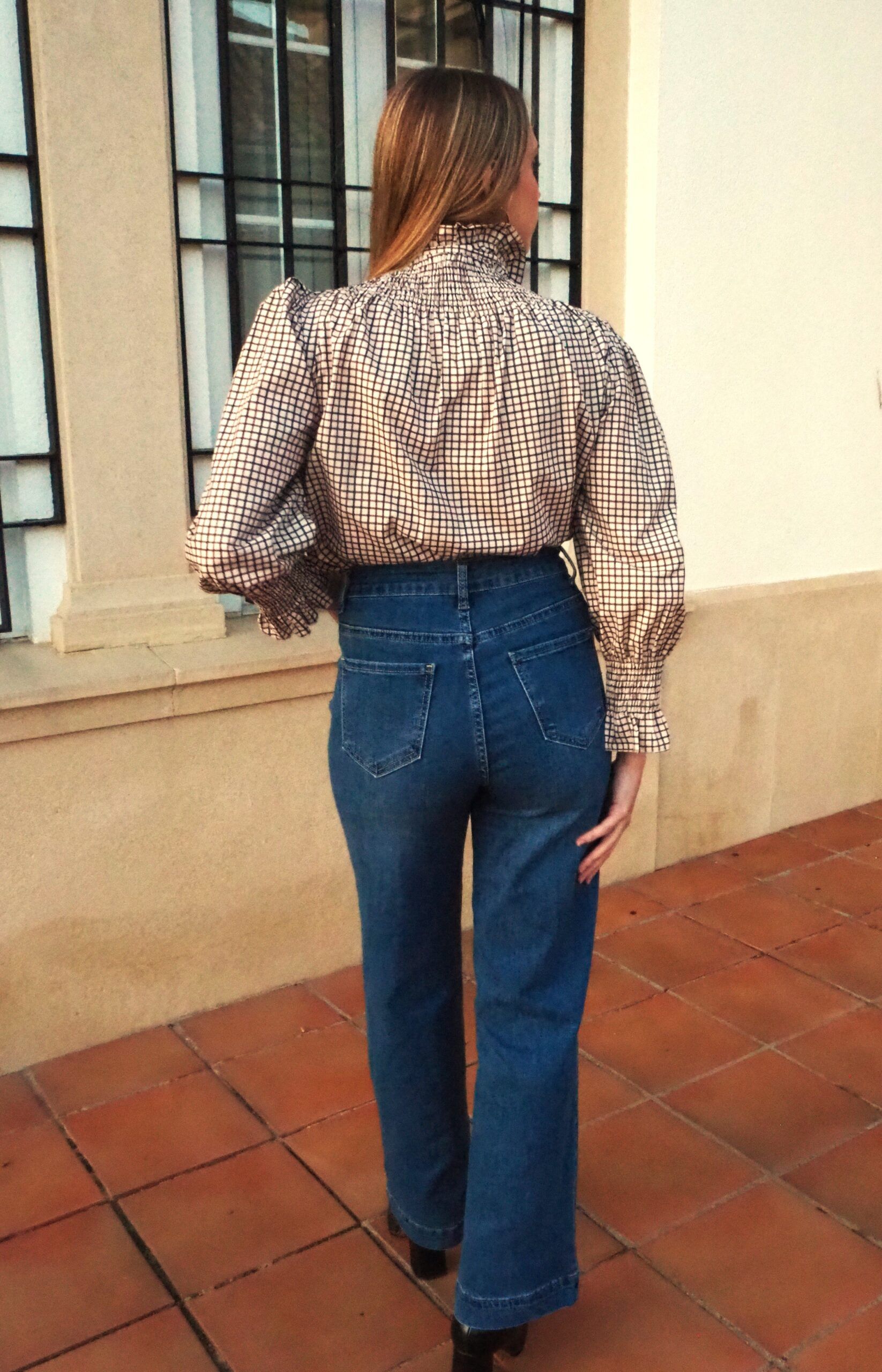 Pantalón vaquero elástico recto de tiro de alto - Imagen 3