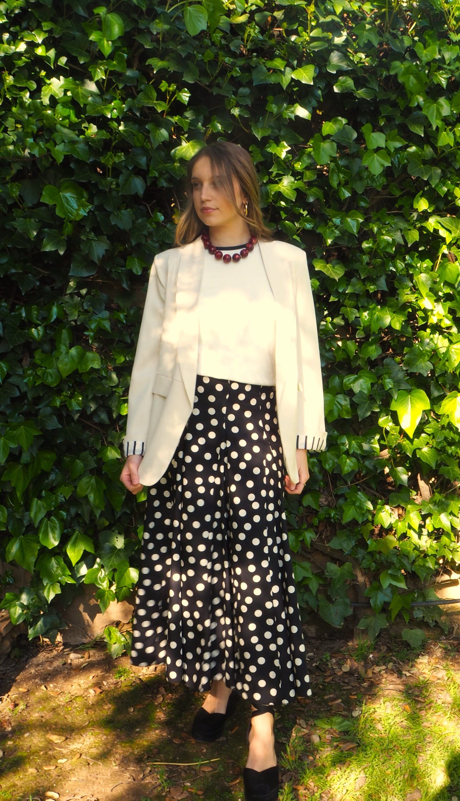 Blazer beige corte recto con solapa y forro de rayas mujer - Imagen 6
