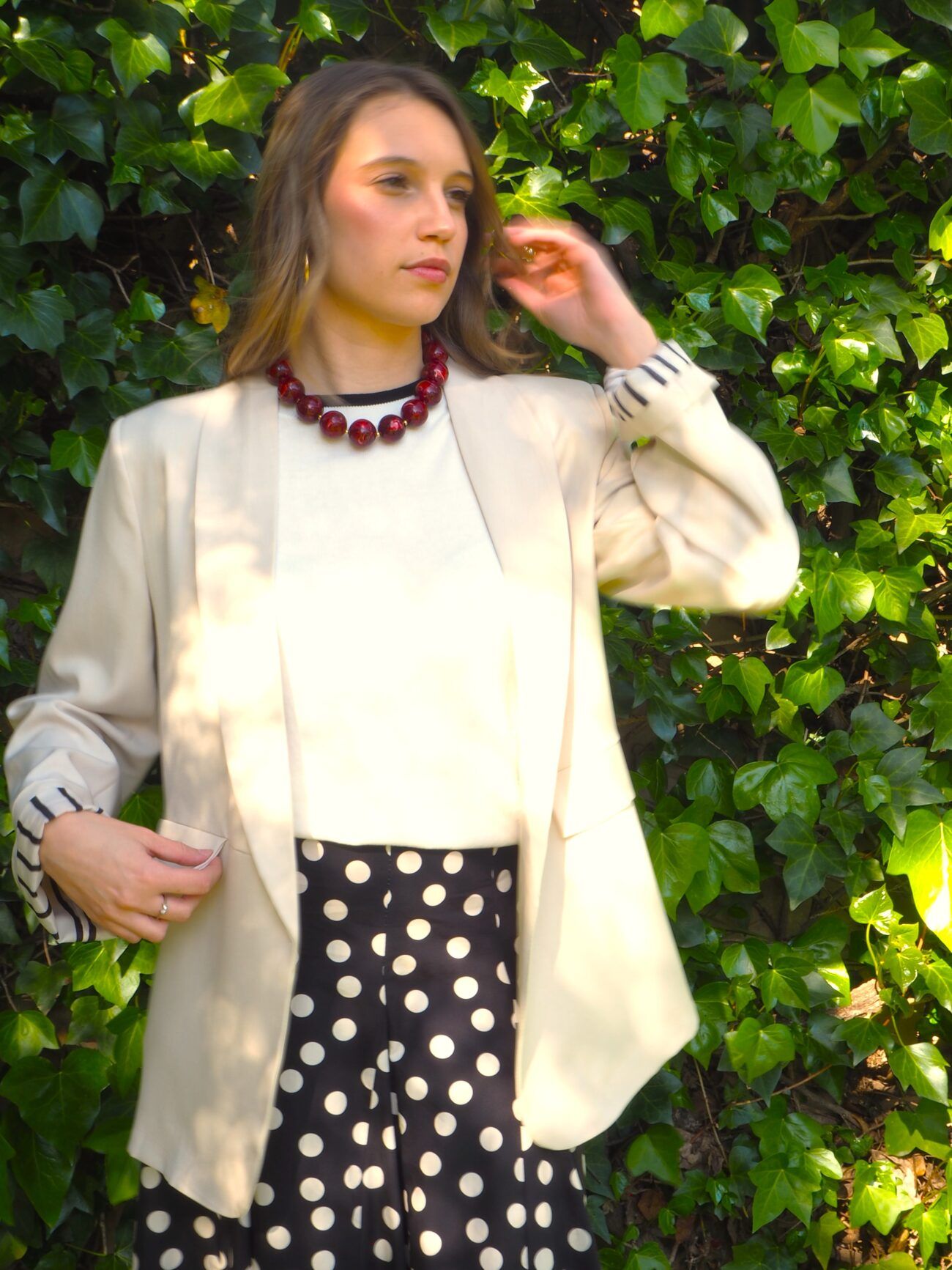 Blazer beige  corte recto con solapa y forro de rayas mujer