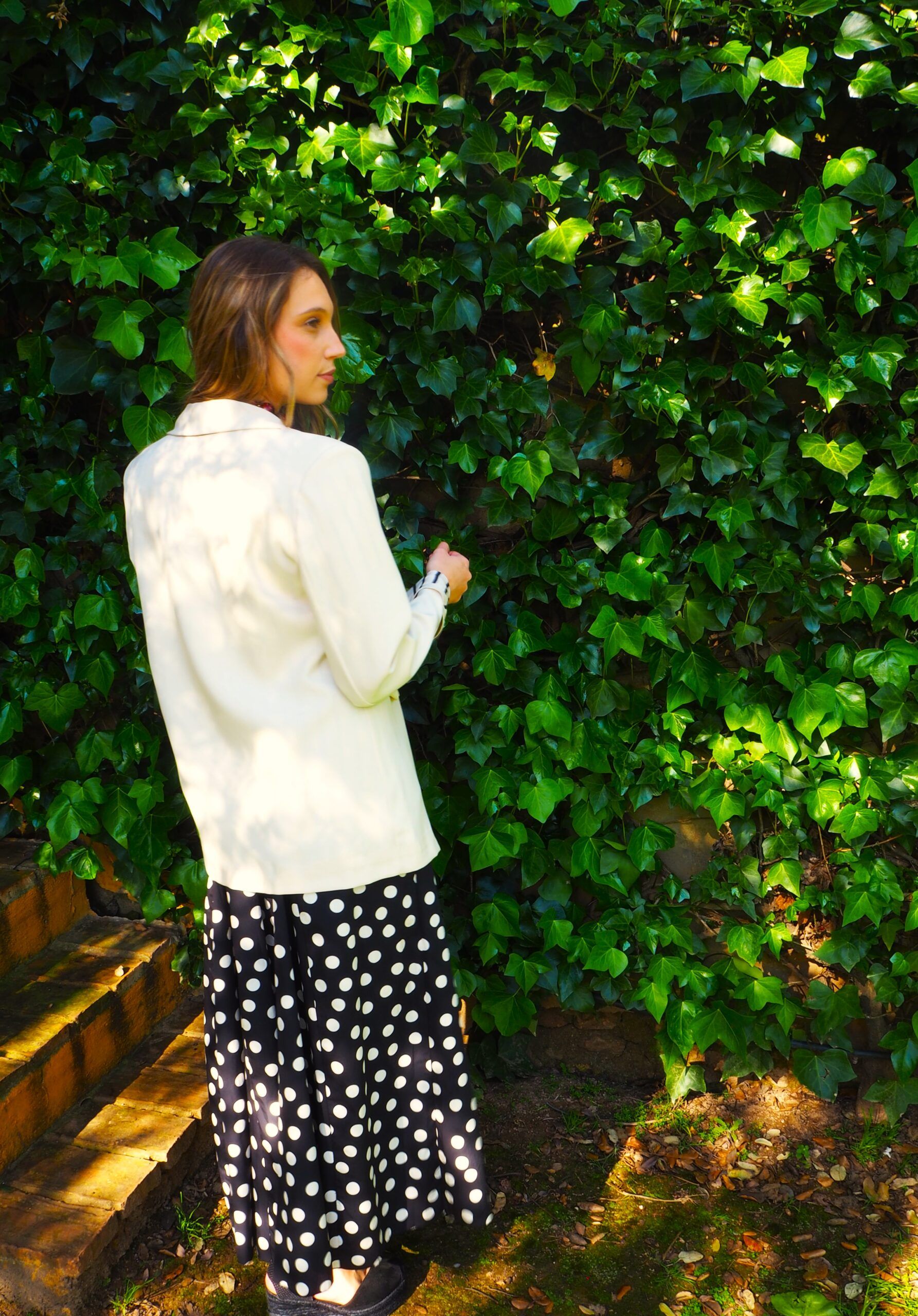 Blazer beige corte recto con solapa y forro de rayas mujer - Imagen 4