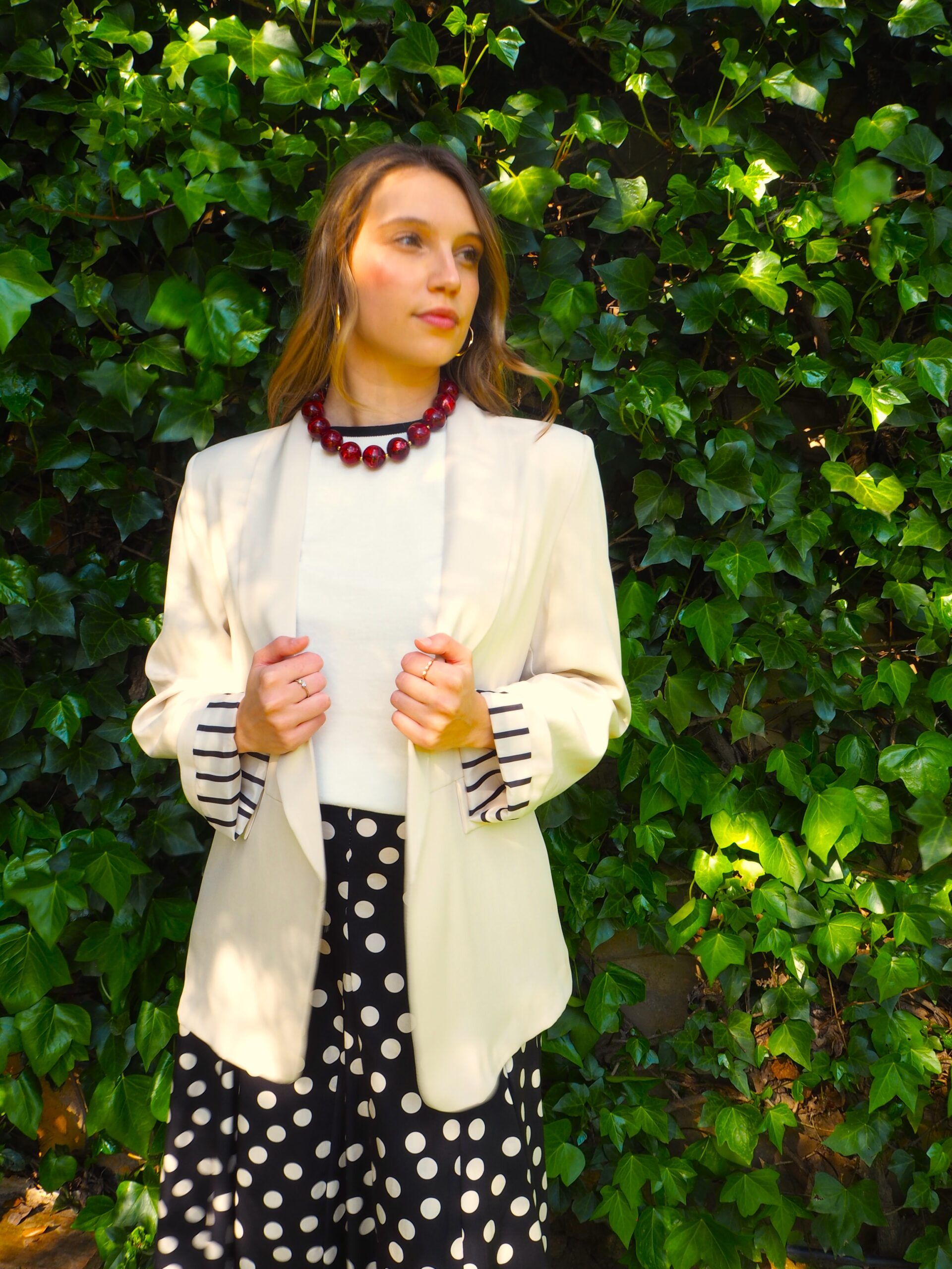 Blazer beige corte recto con solapa y forro de rayas mujer - Imagen 2