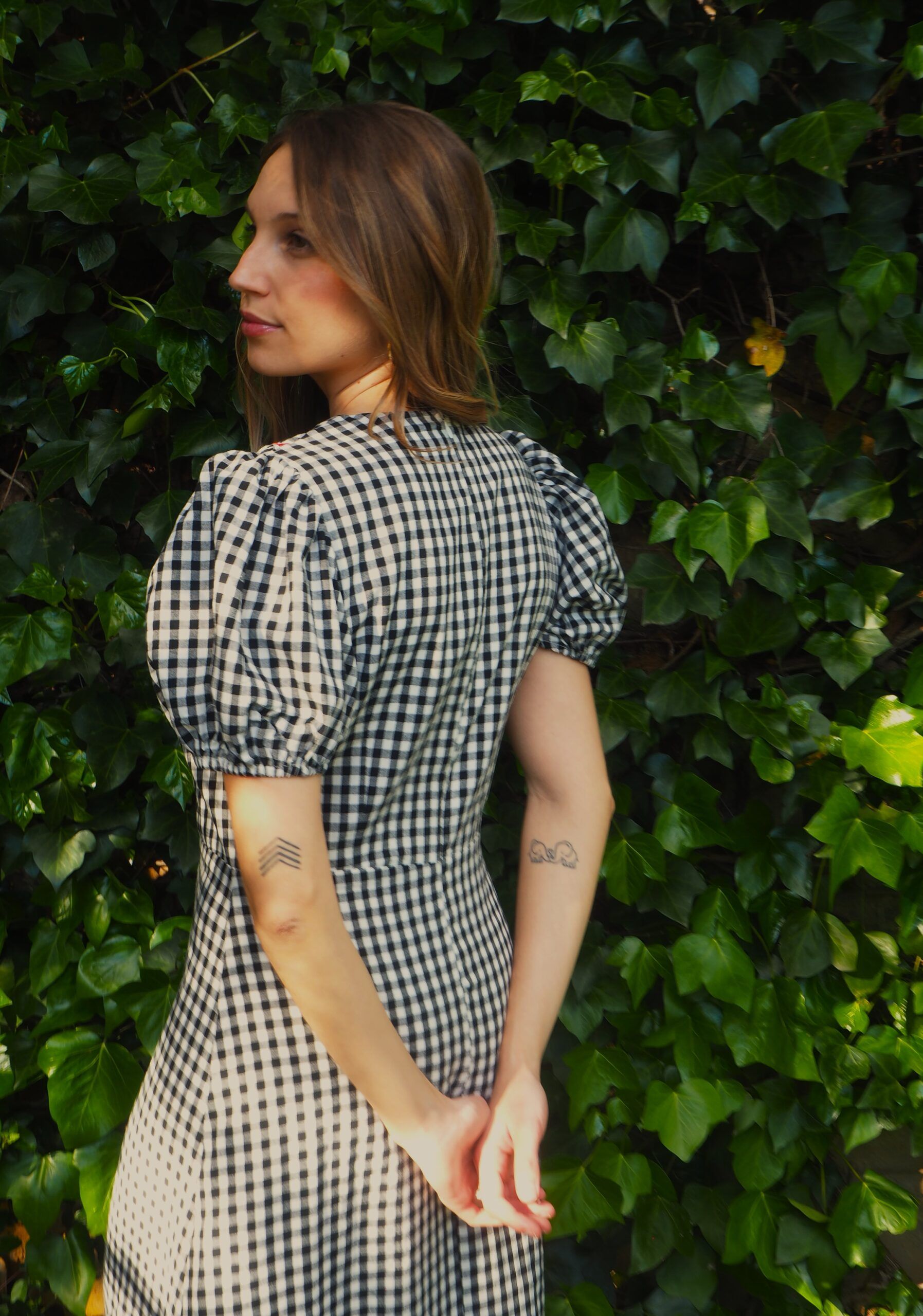 Vestido midi estampado vichy cuello bebé y manga farol mujer - Imagen 5