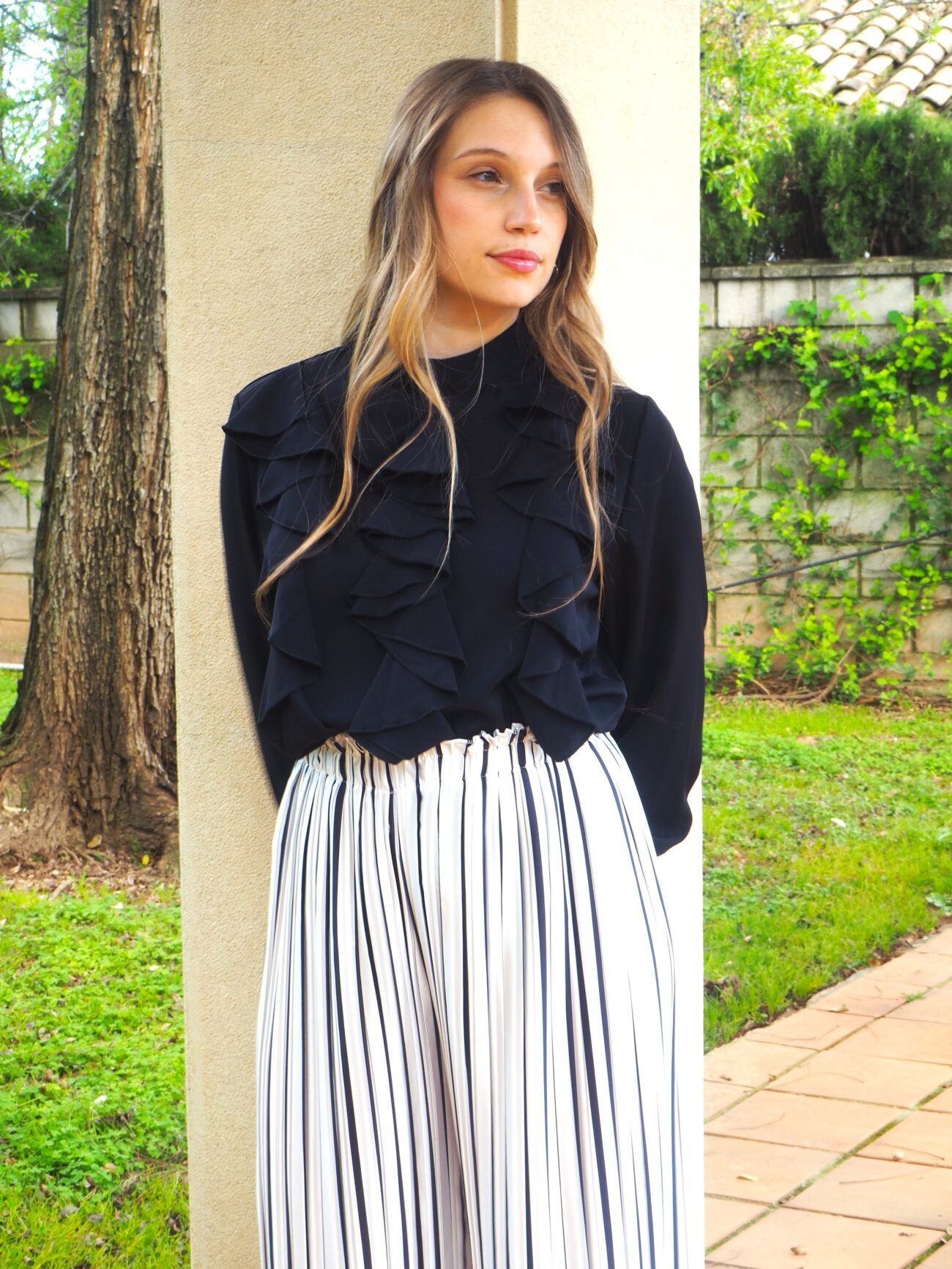 Blusa con volantes en cascada  mujer