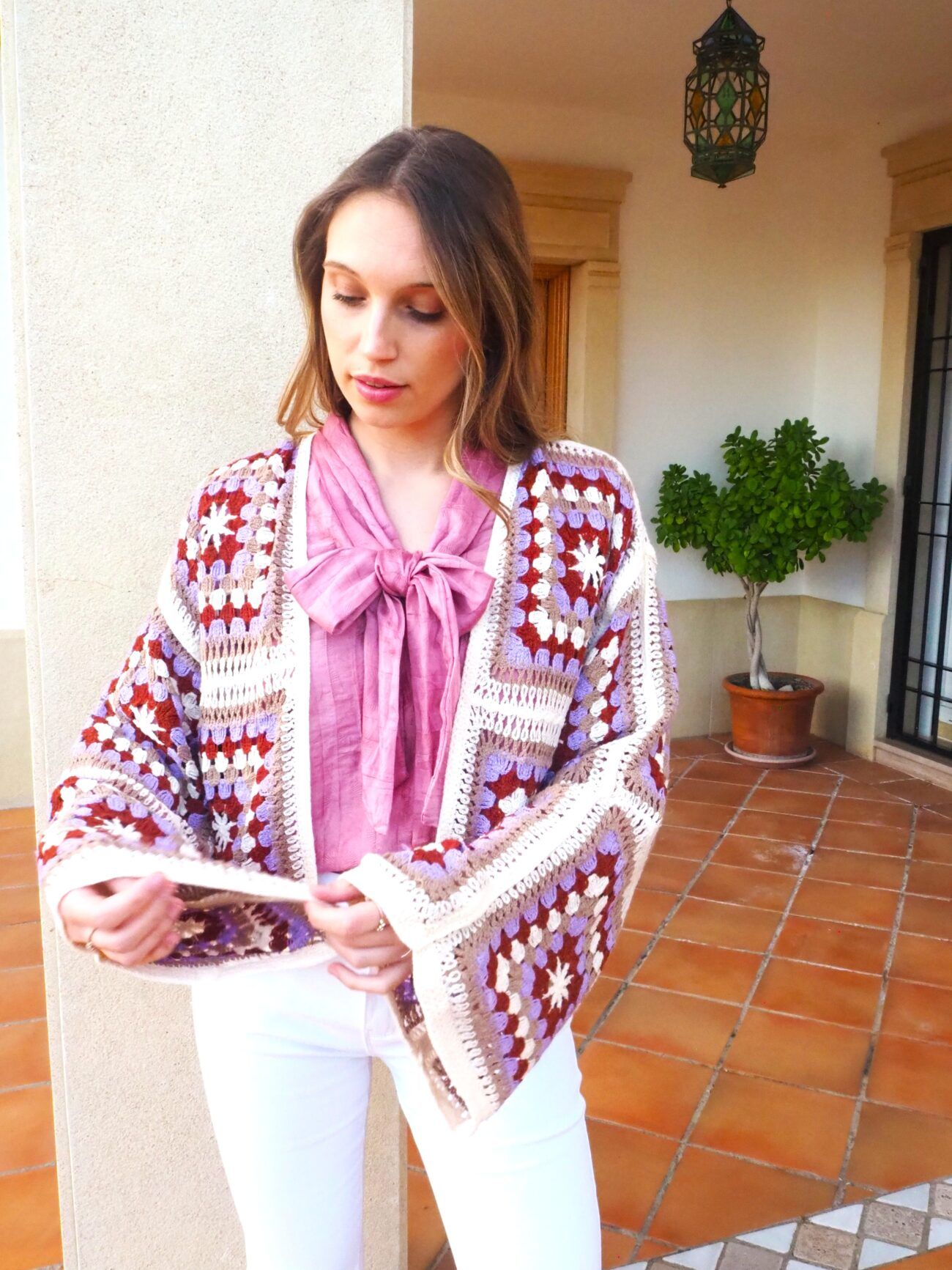 Chaqueta croché estilo boho mujer
