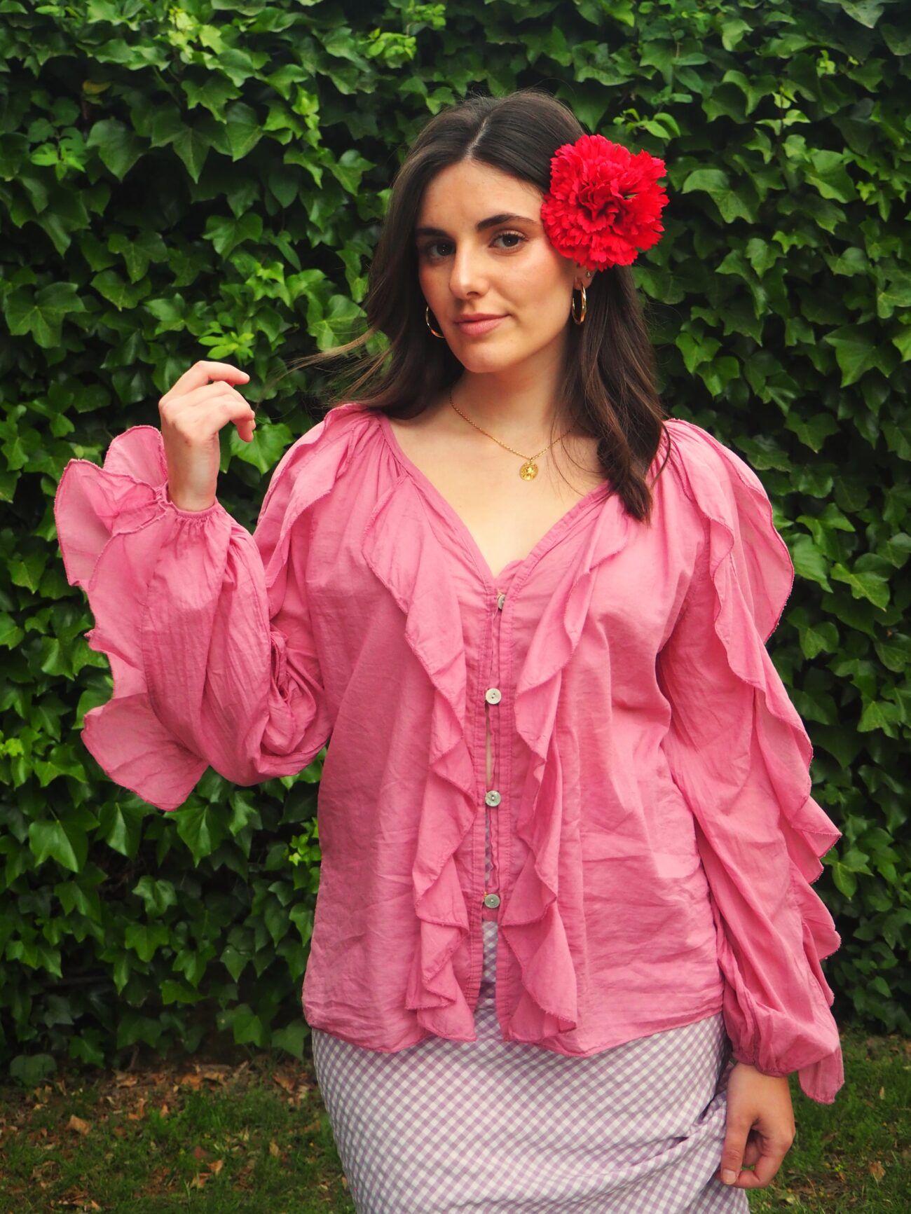 Blusa volantes cascada manga larga mujer