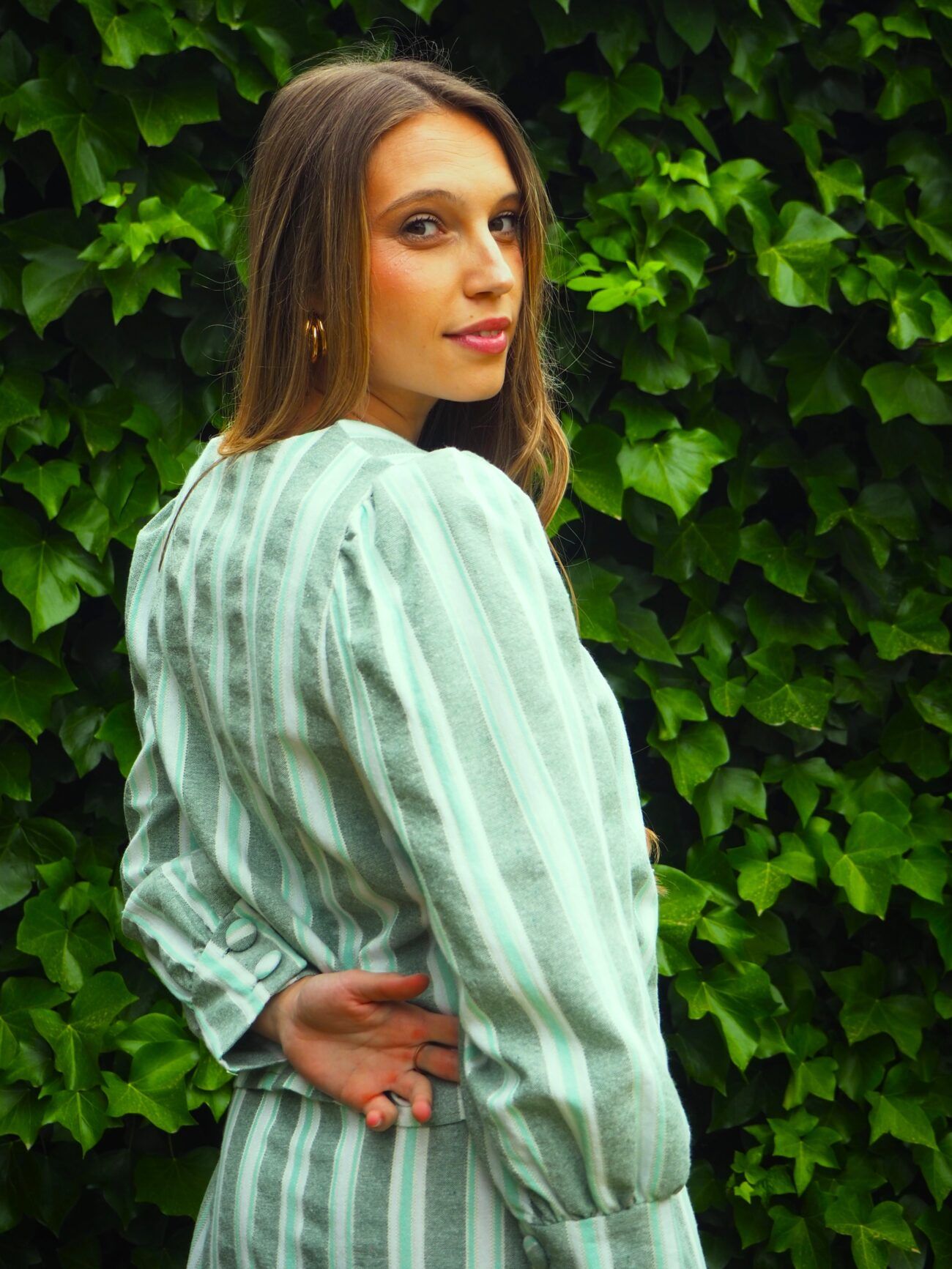 Chaqueta raya hebrea manga abullonada mujer verde