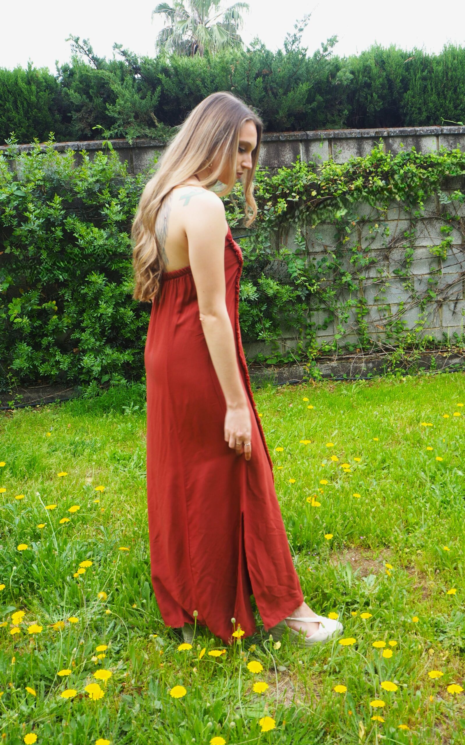 Vestido midi cuello halter atado y espalda descubierta teja - Imagen 7