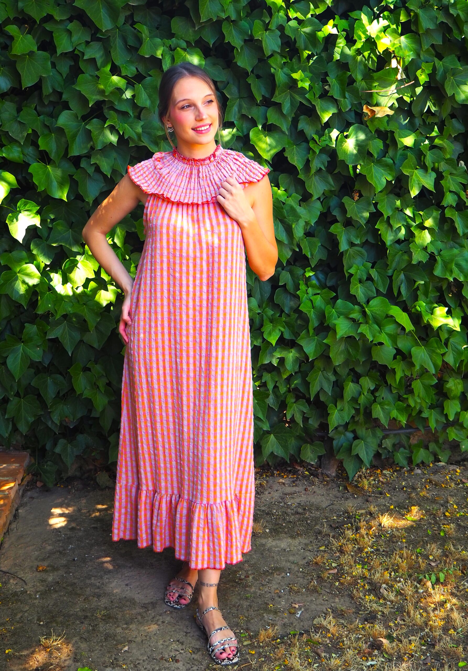 Vestido largo vichy de algodón con pechera elástica naranja - Imagen 4