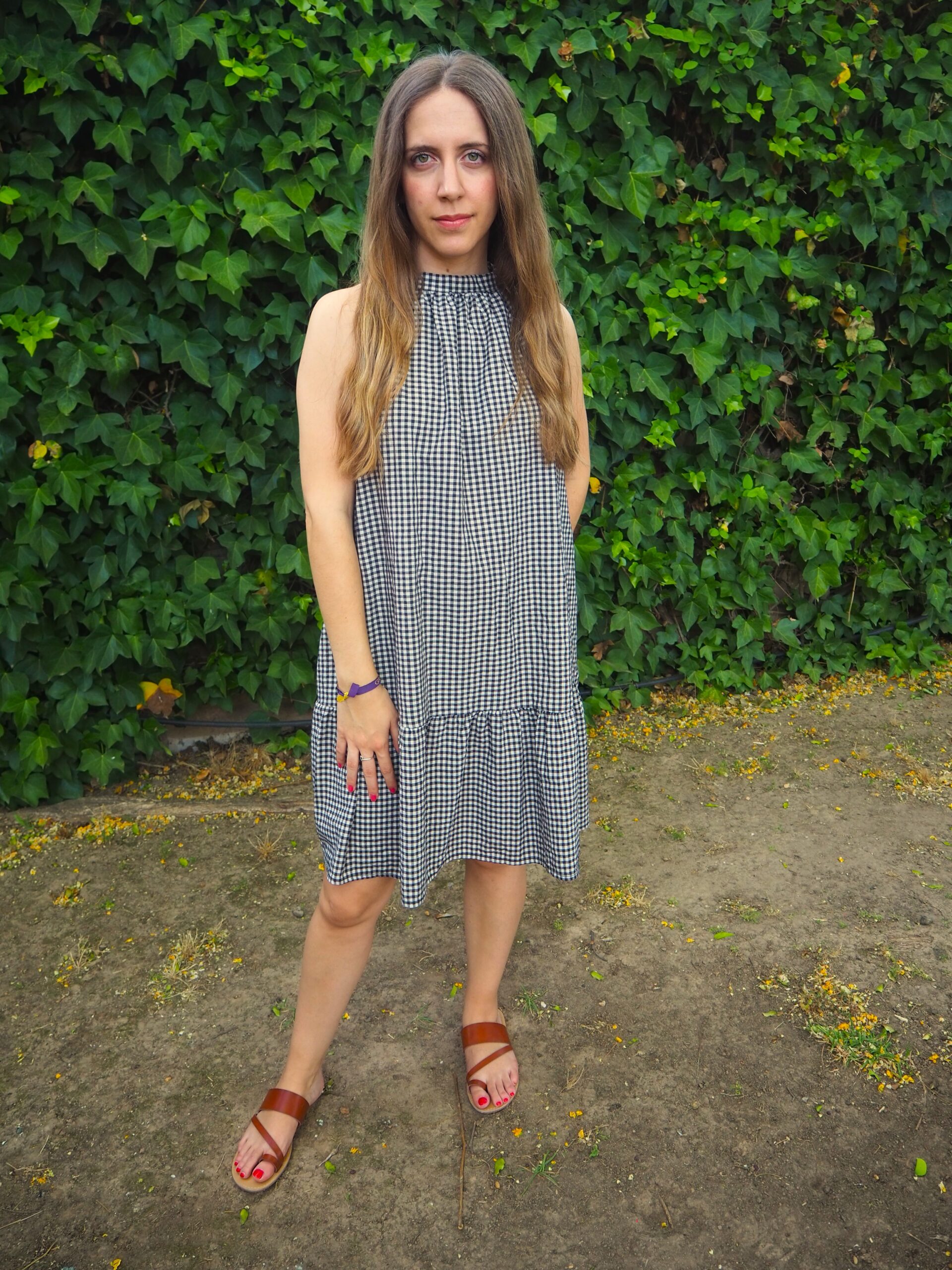 Vestido halter vichy sin mangas marrón - Imagen 6