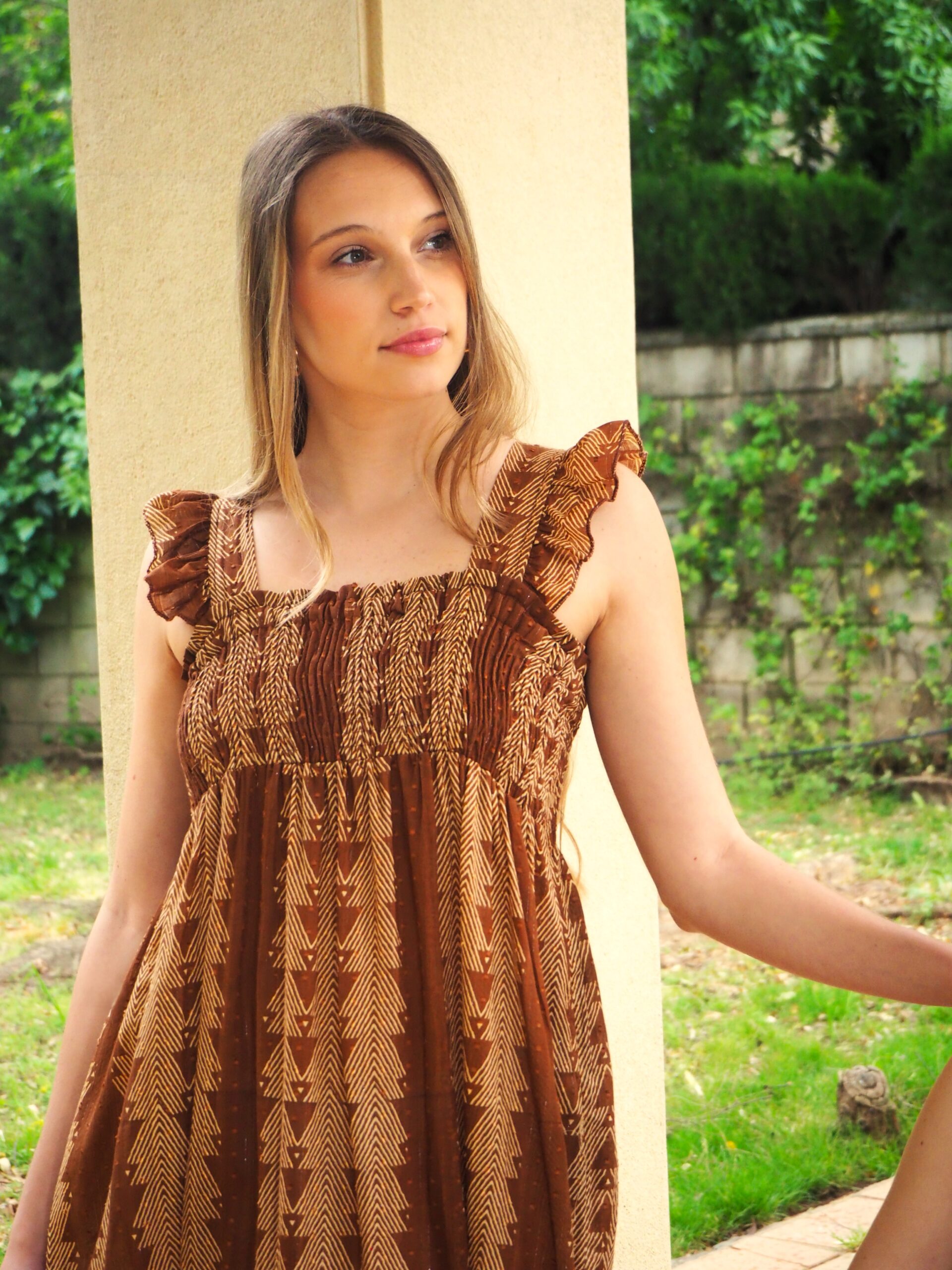 Vestido midi de tirantes etnico - Imagen 5