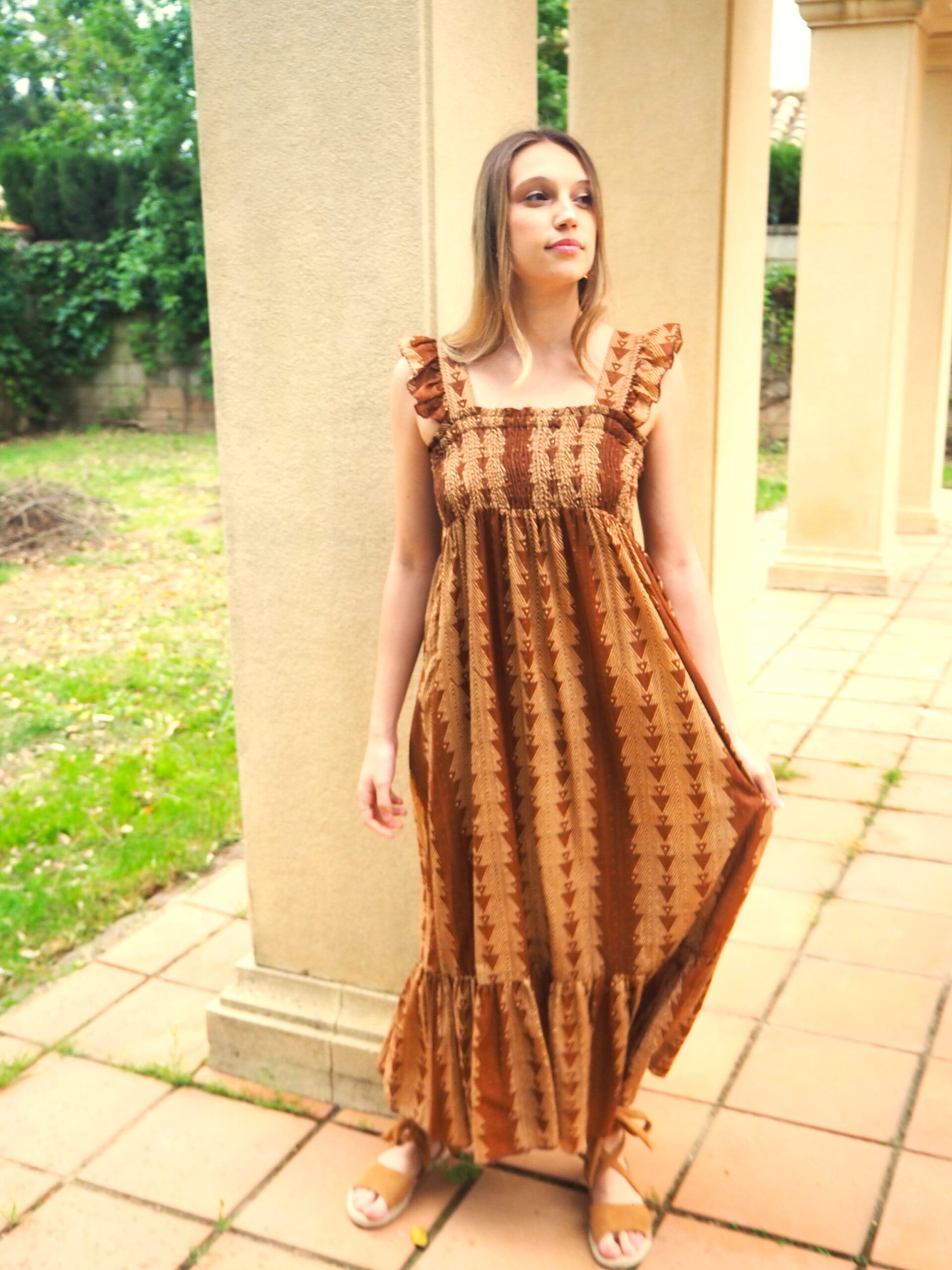 Vestido midi de tirantes etnico - Imagen 4