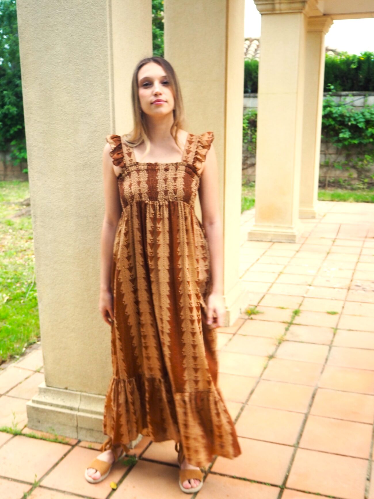 Vestido midi de tirantes etnico